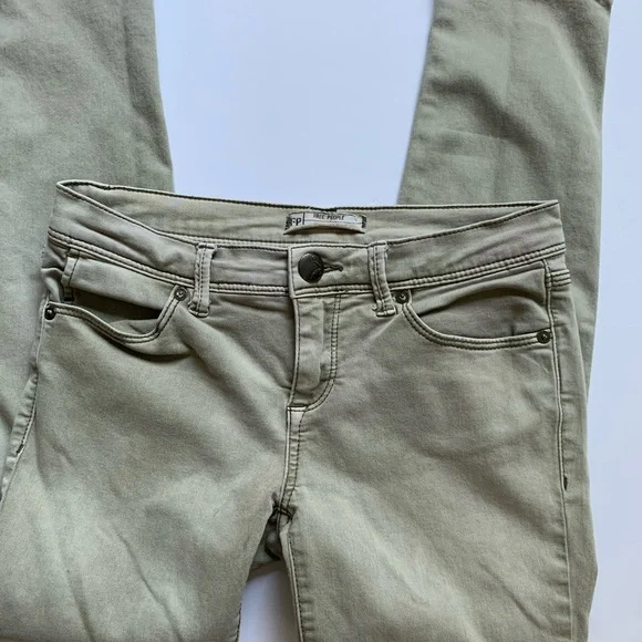Free People Jeans - Picture 4 of 8